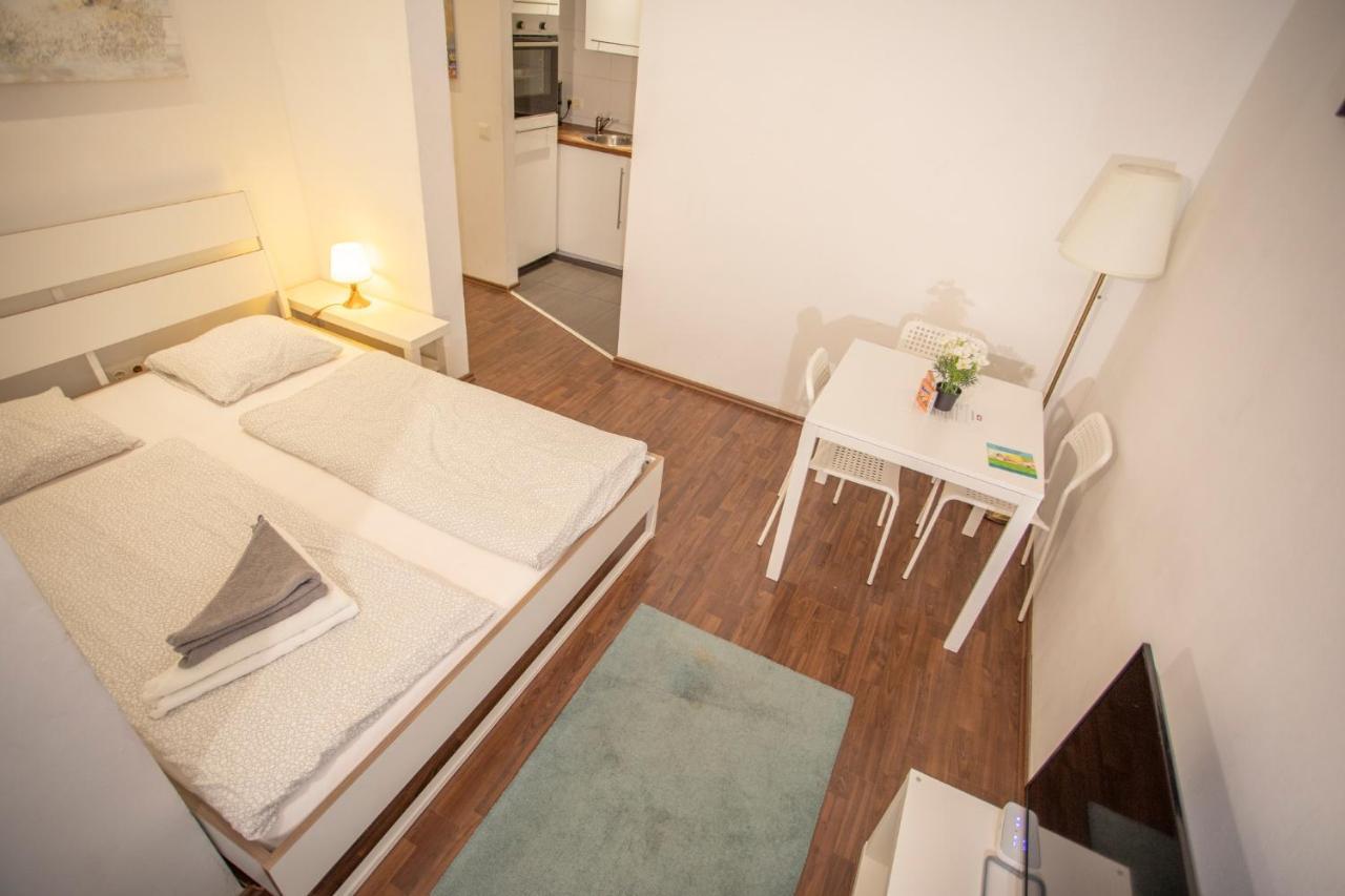 Innsbruck City Center Studio I 24H Self-Check-In ภายนอก รูปภาพ